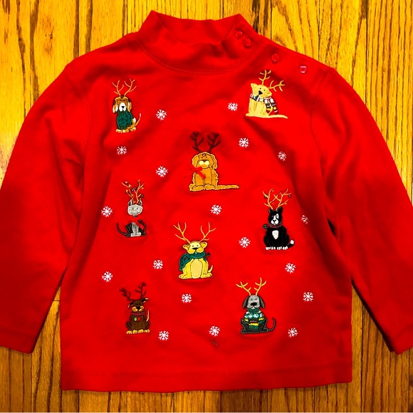 Christmas Dogs embroidered appliqué Top Dillard’s Copper Key - Picture 1 of 5